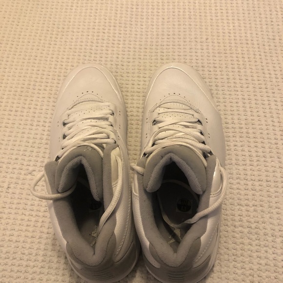 Jordan Big Fund Basketball Shoes - Picture 5 of 6